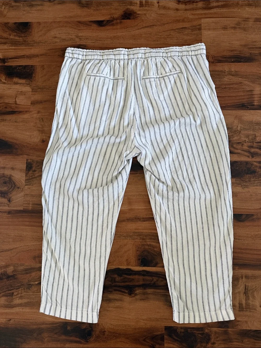 GAP Striped Lightweight Linen-Blend Pants — Off White with Black Stripes XL